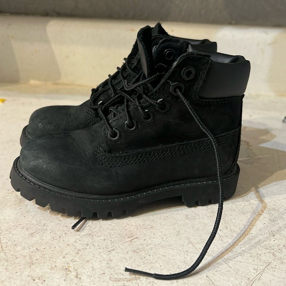 Kids Black Tim’s Great condition